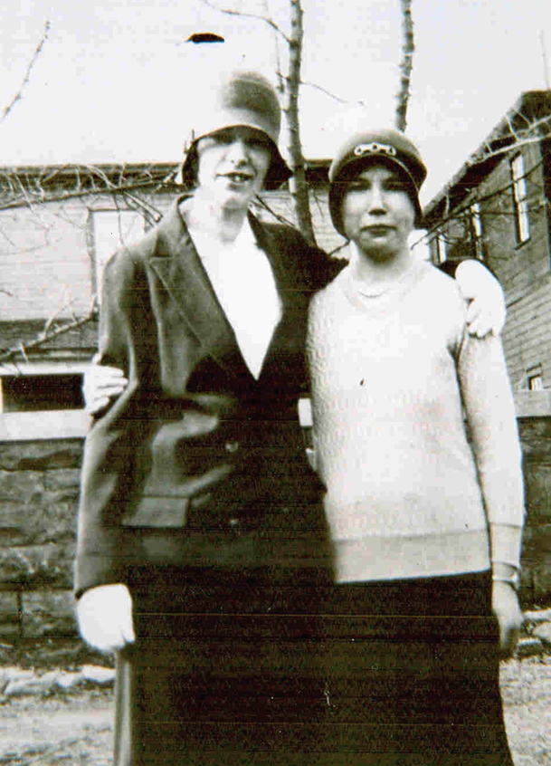 Caine, Edith