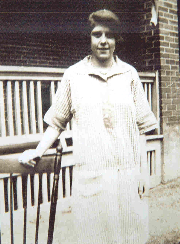 Menard/Phipps, Lizzie